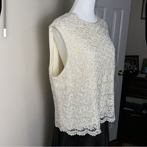 Talbots 18 Lux Lace Satin Button Back Elegant Embroidered Floral Top - Picture 5 of 10